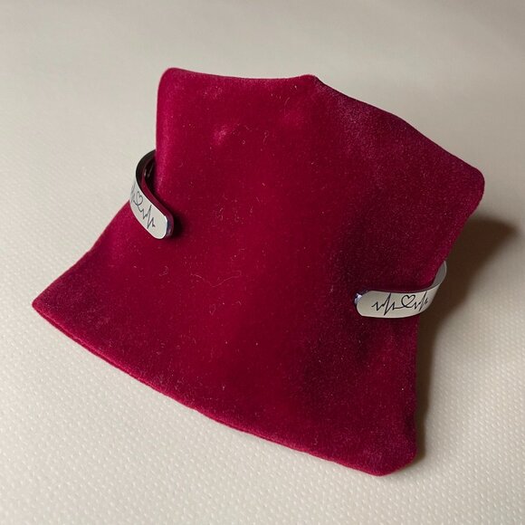 Silver Tone Bracelet with Heartbeat ECG & Quote - Picture 3 of 4